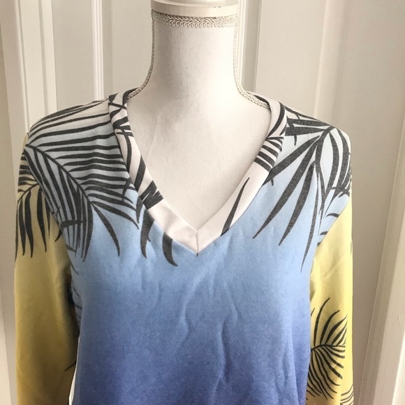 Wildfox Bahama Print V-Neck Sweatshirt Med - Picture 5 of 6